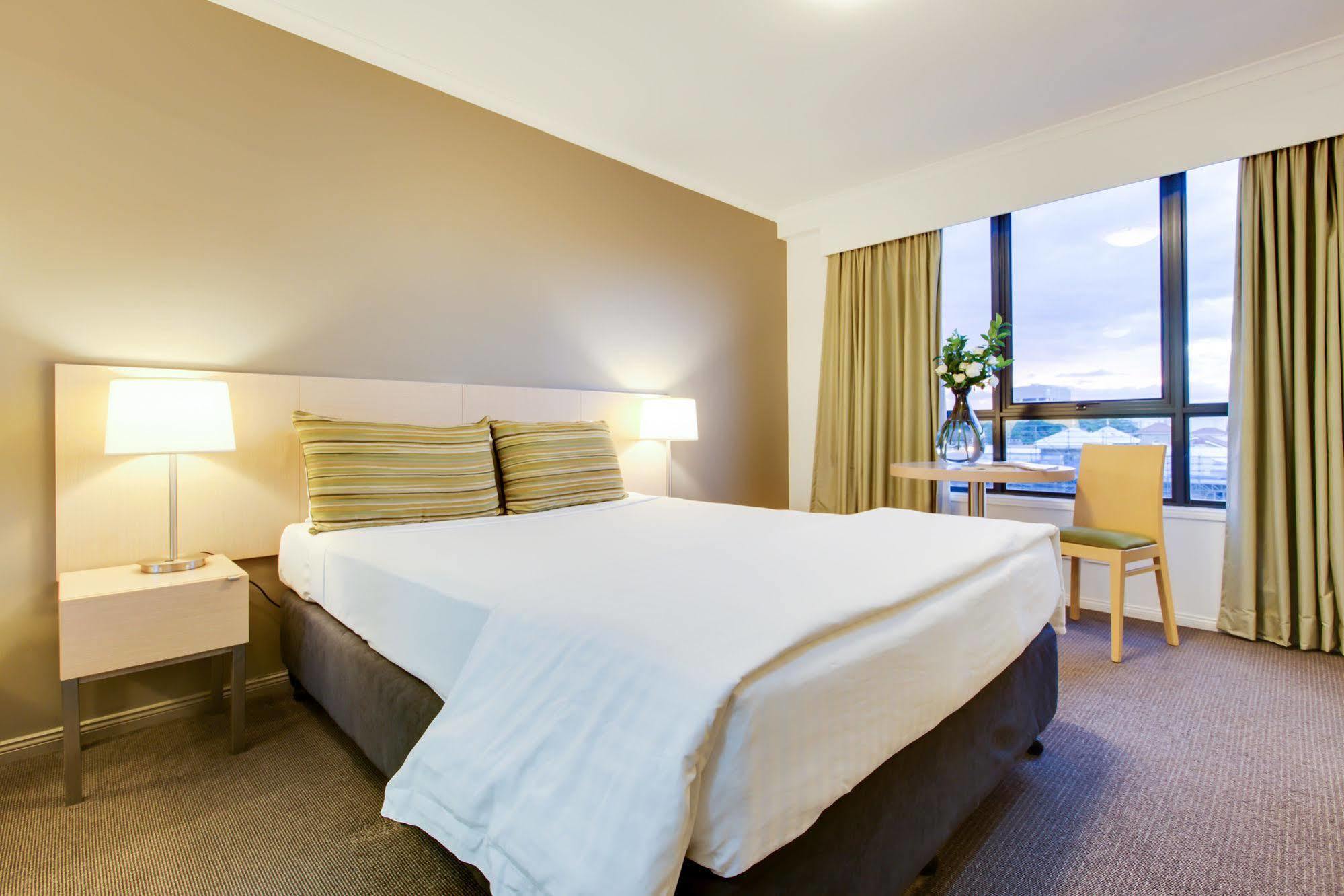 Adina Apartment Hotel Brisbane Bagian luar foto