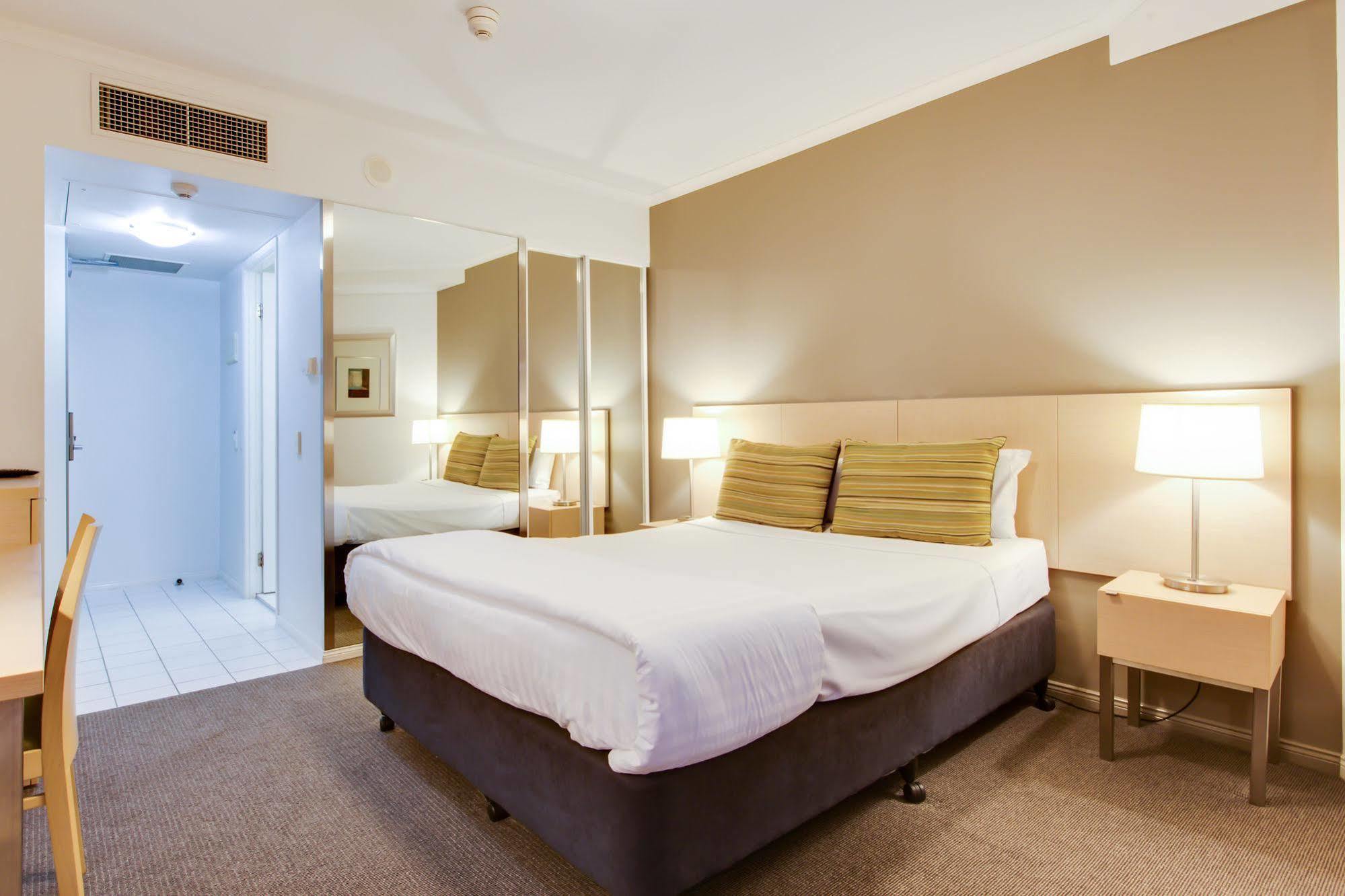 Adina Apartment Hotel Brisbane Bagian luar foto
